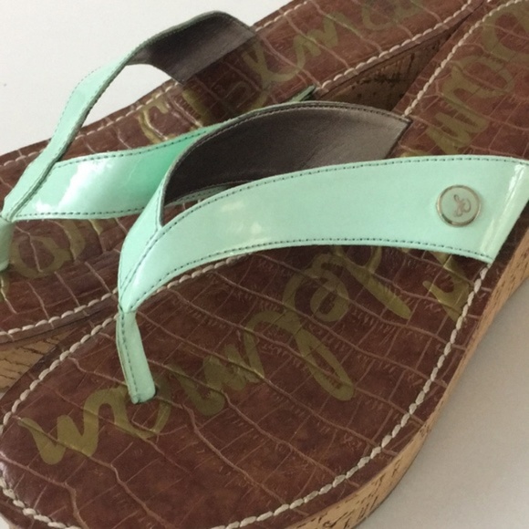 Sam Edelman Romy Wedge - Picture 3 of 7